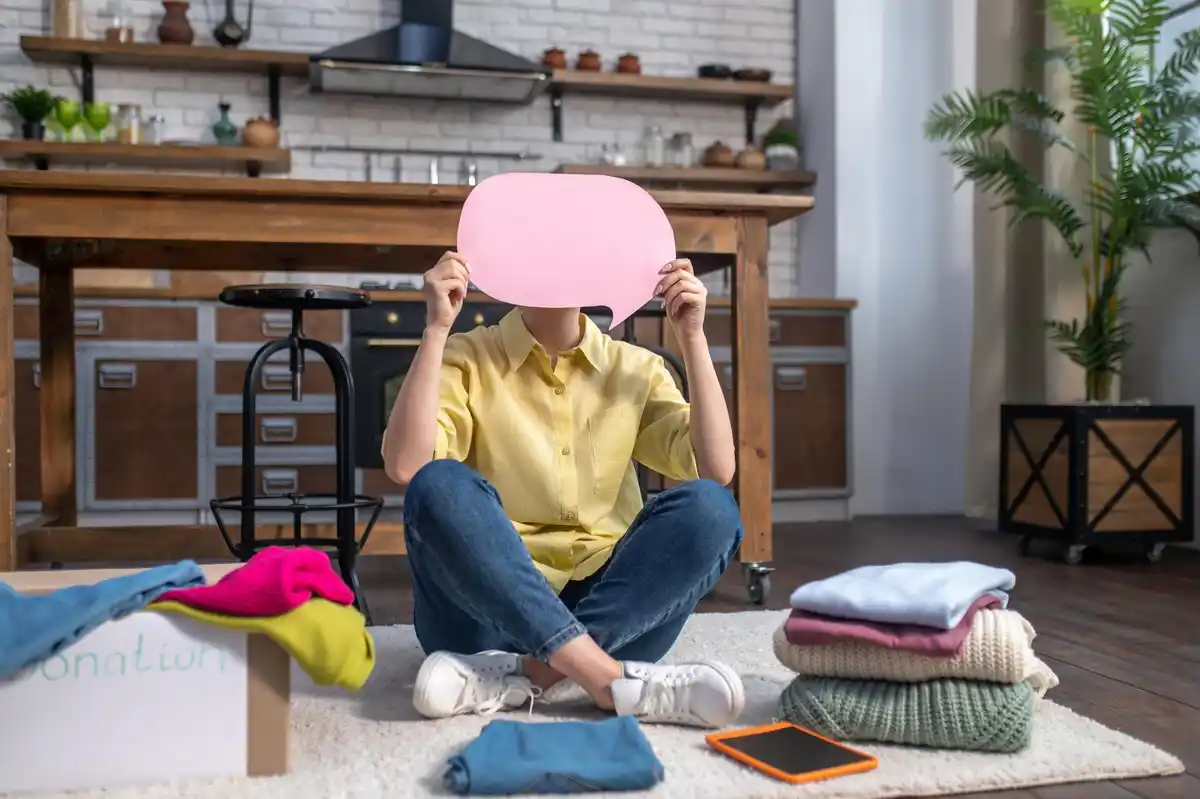 messy home clutter stress