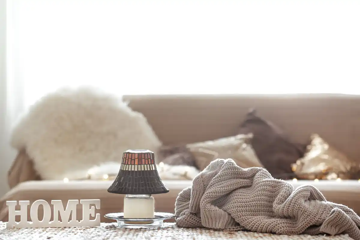 small living room declutter Scandinavian style