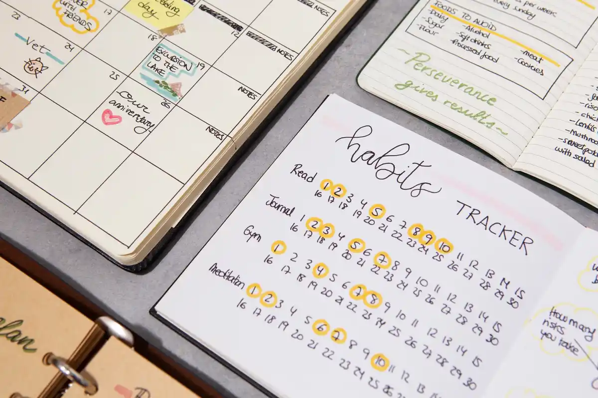calendar planner with time blocks and notes