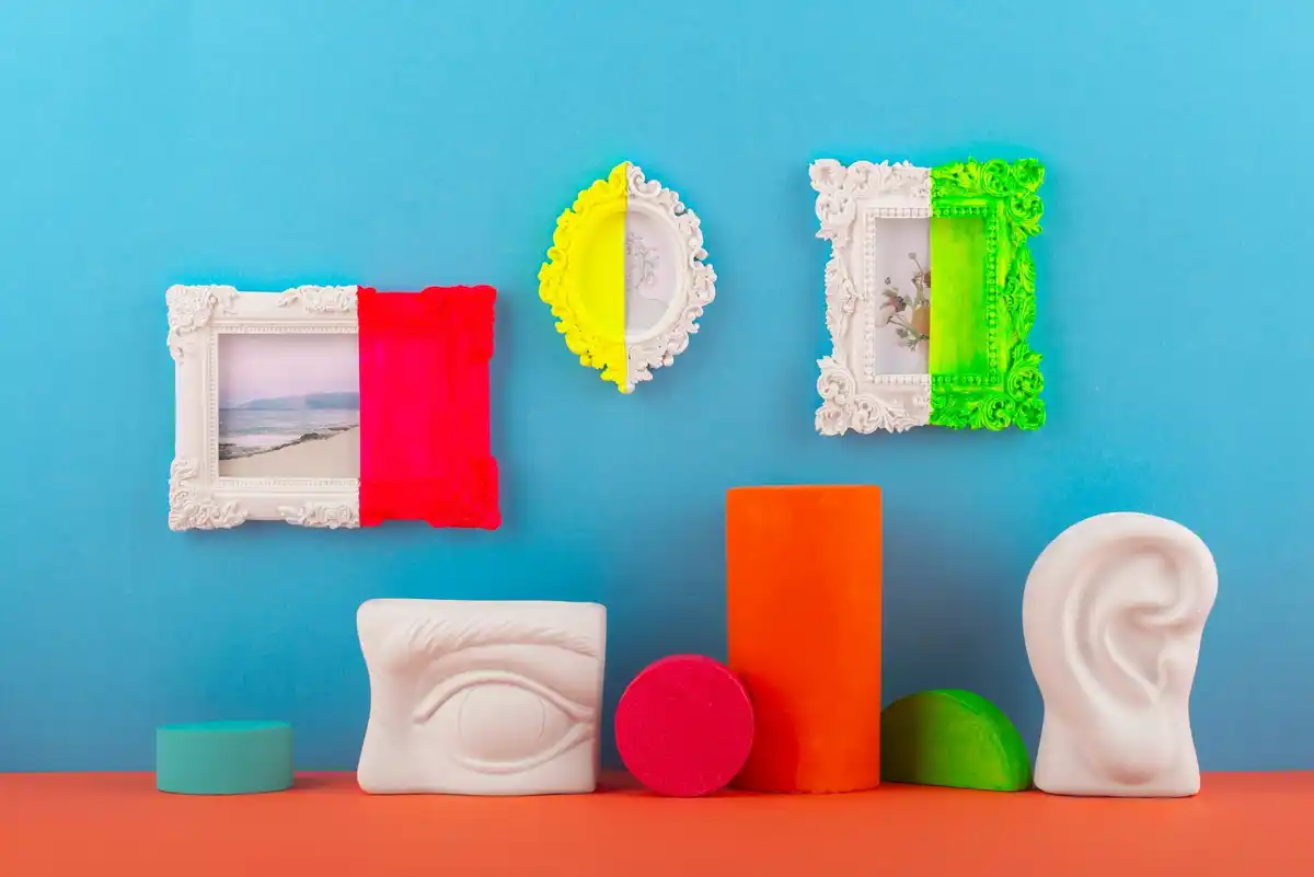 DIY cardboard wall art creative