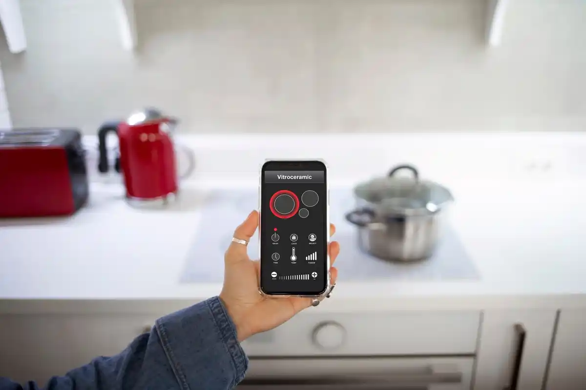 tech life hacks Netherlands smart home smartphone