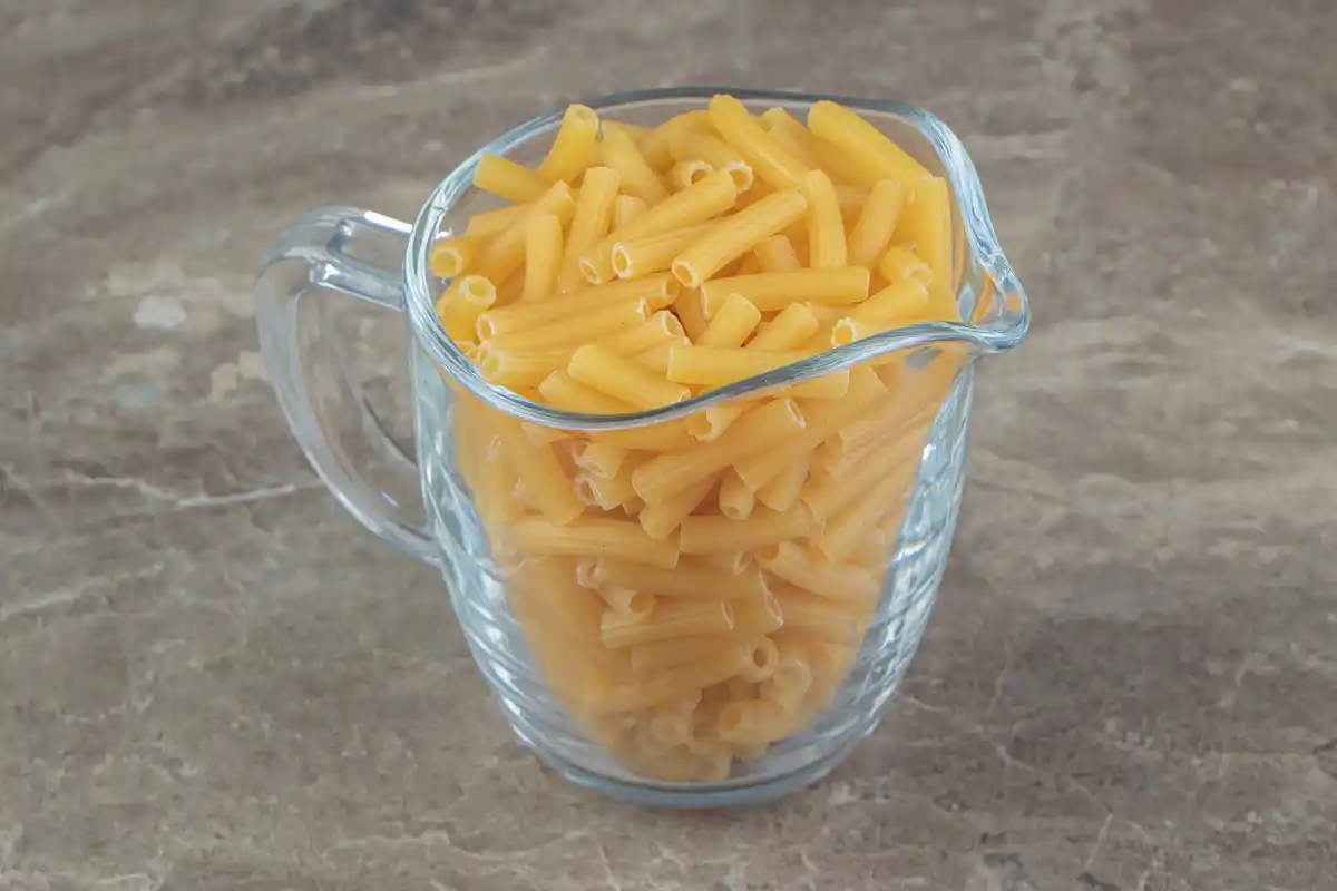 cold rinse pasta in colander