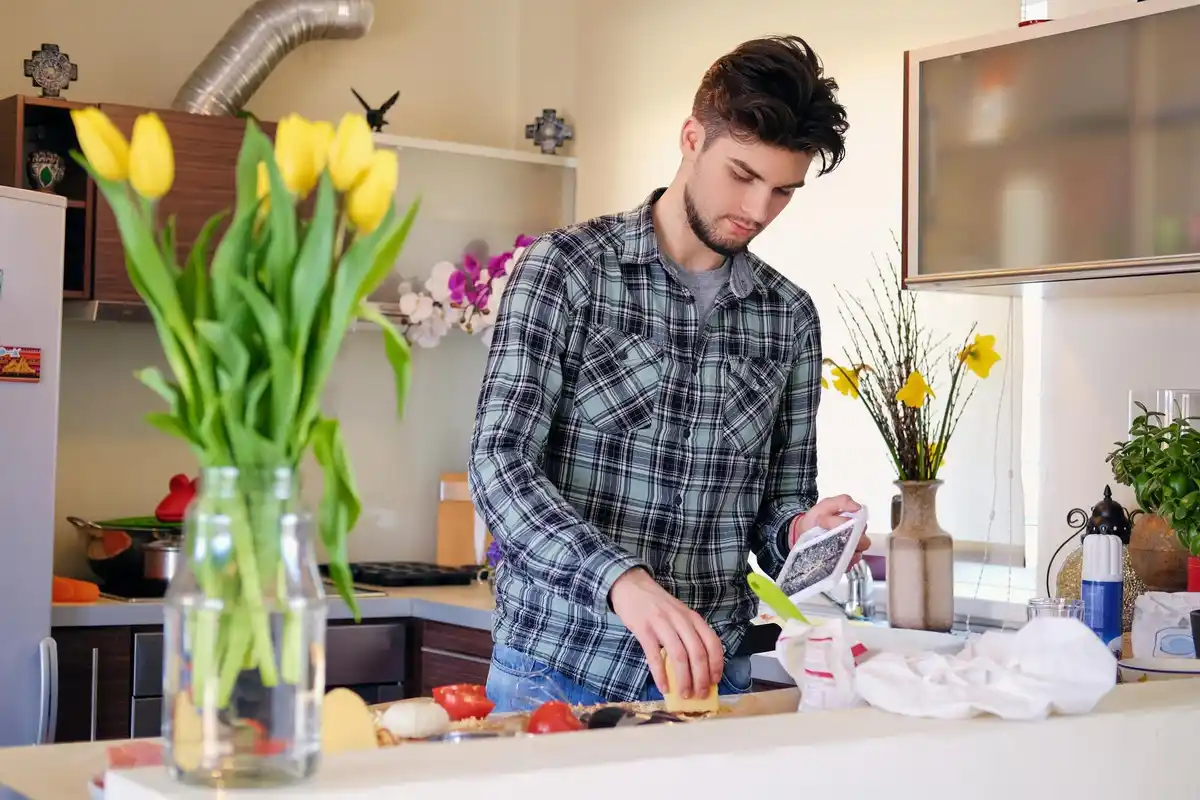 simple kitchen hacks cooking Netherlands