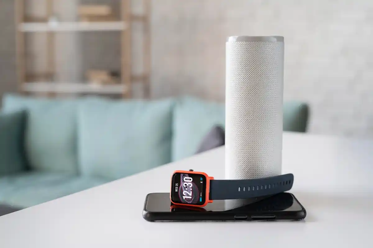 innovative home cleaning hacks music timer Dutch apartment