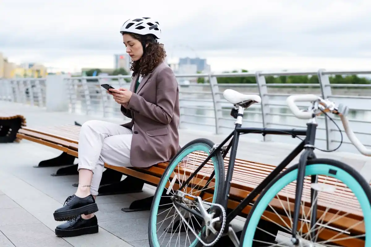 Dutch travel hacks stress-free public transport bike water bottle
