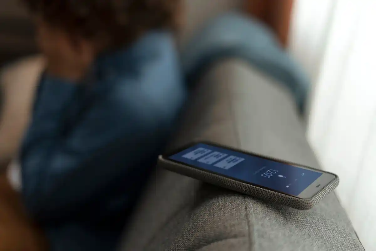 smartphone slow background apps notifications