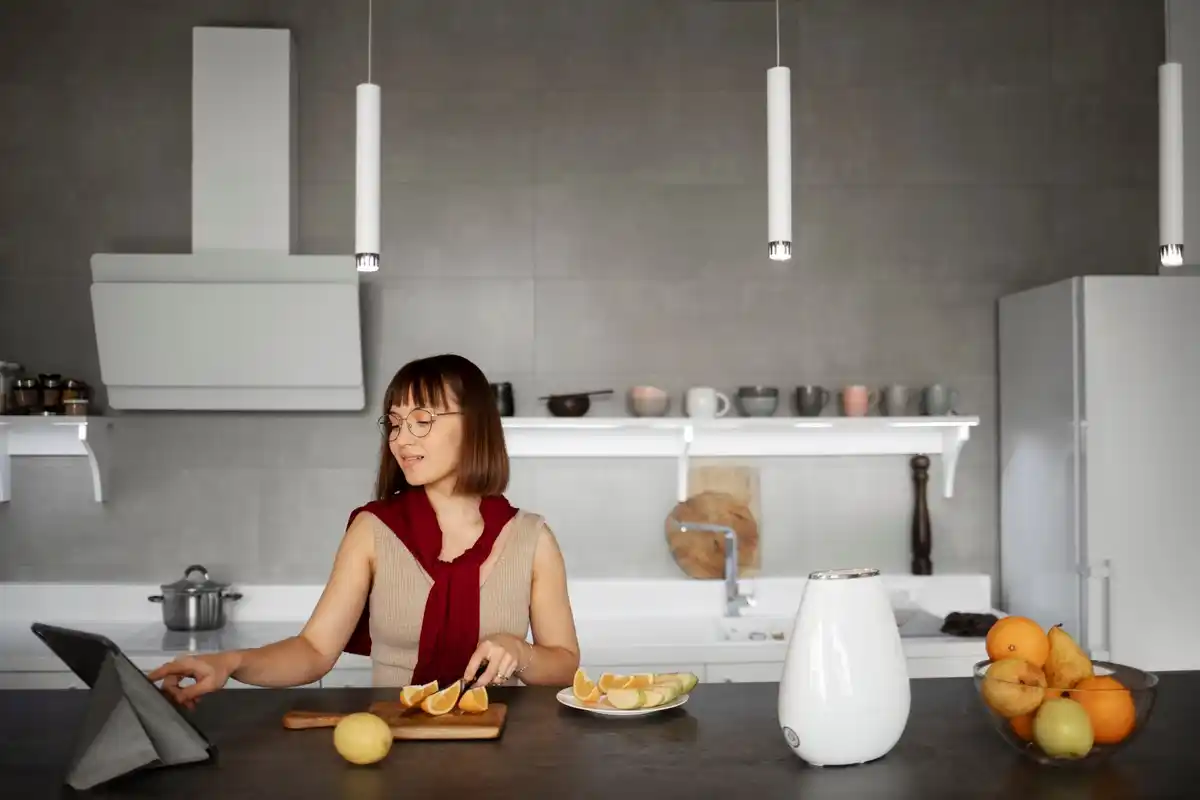 smart home organization hacks kitchen