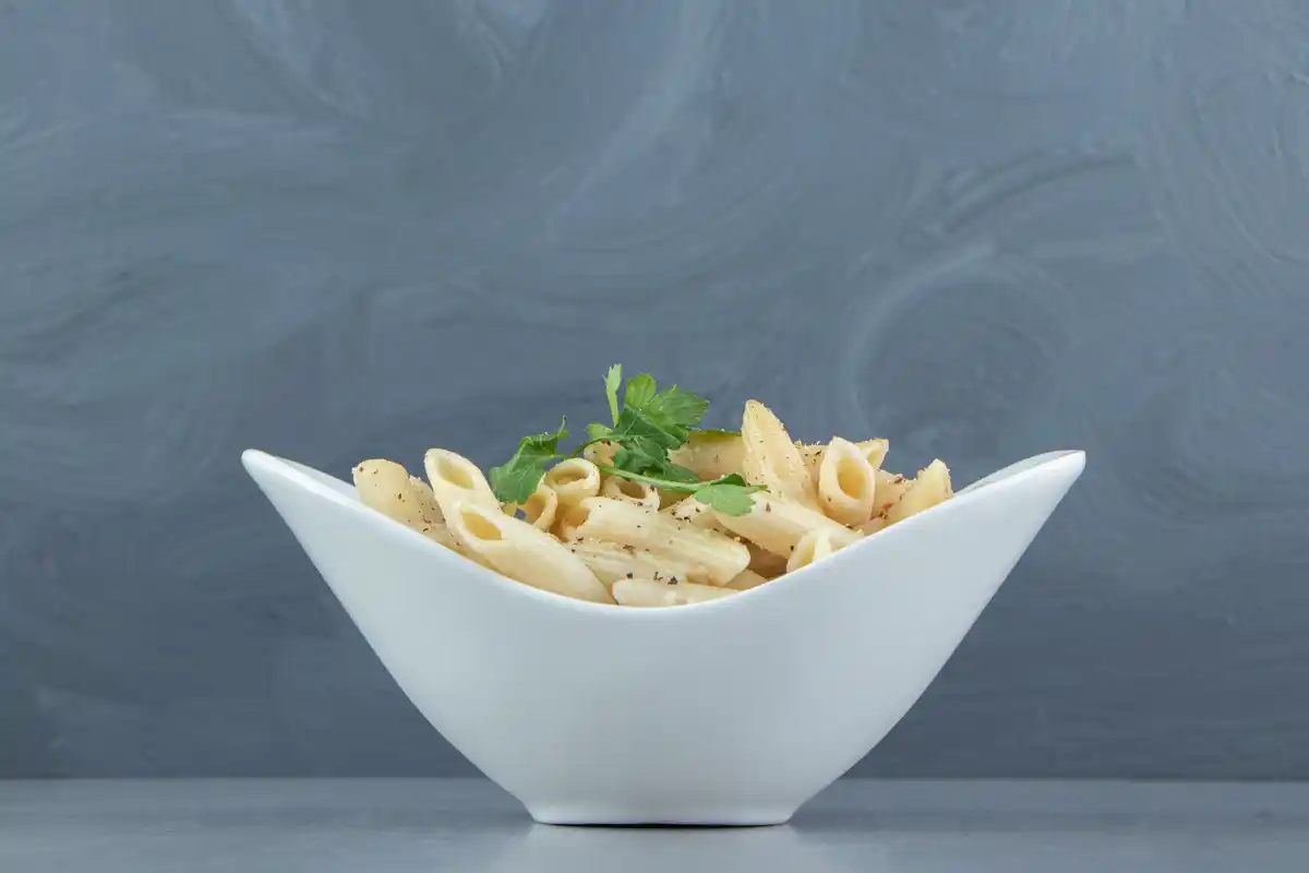 creamy pasta sauce with pasta water