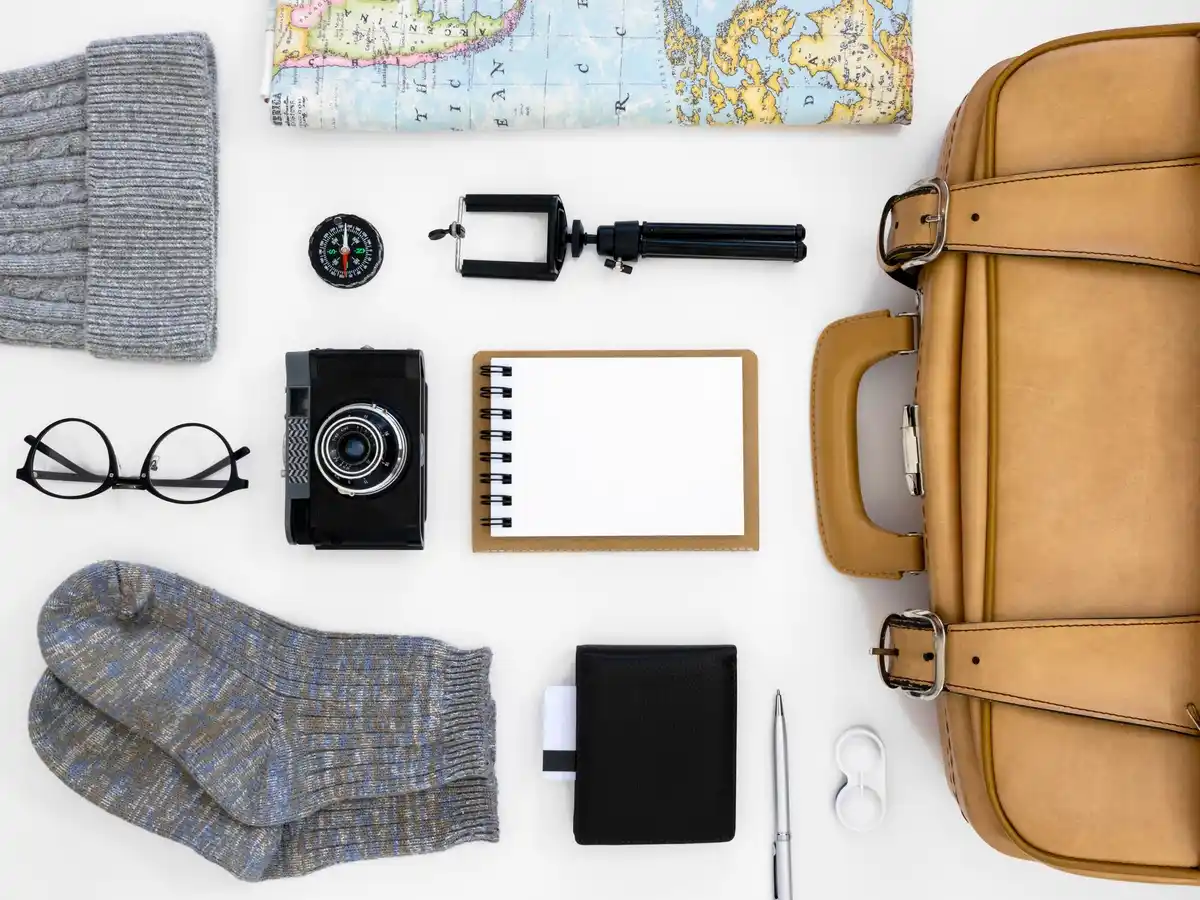 organized suitcase packing cubes travel tips