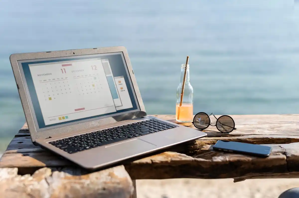 cheap flight tickets flexible dates laptop