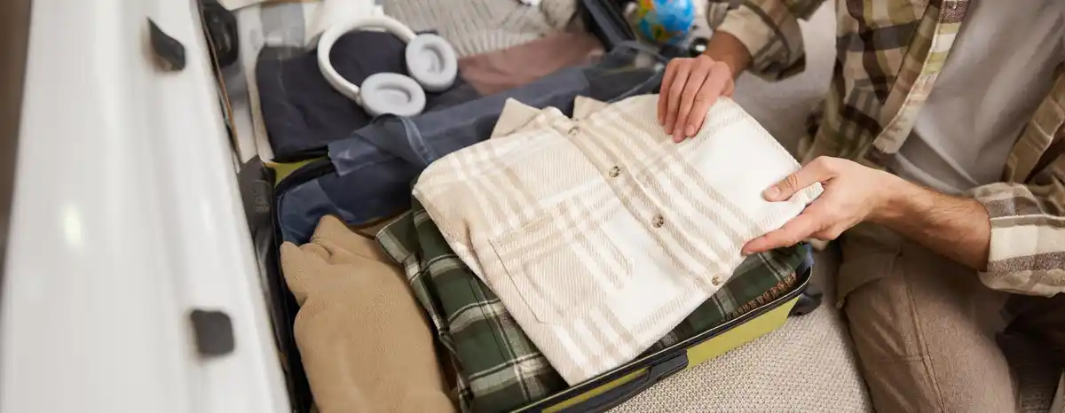 string luggage packing roll clothes shoes tips