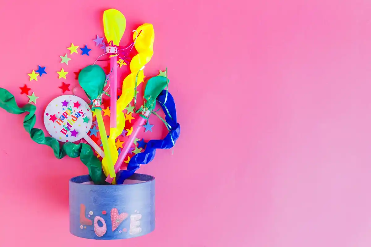 creative Dutch crafts with recycled materials and colorful supplies