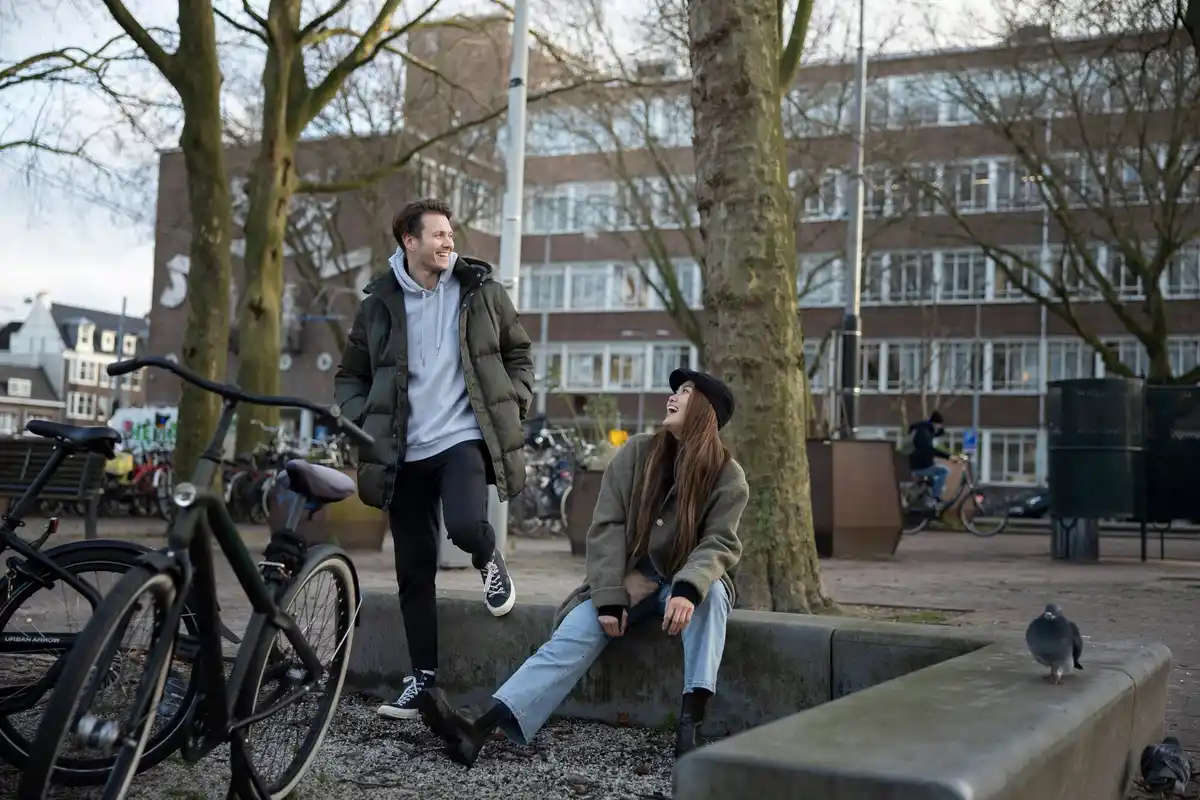 healthy lifestyle morning routine Amsterdam park walking
