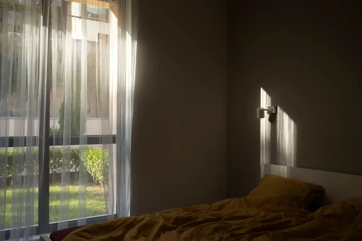 morning sunlight bedroom natural light