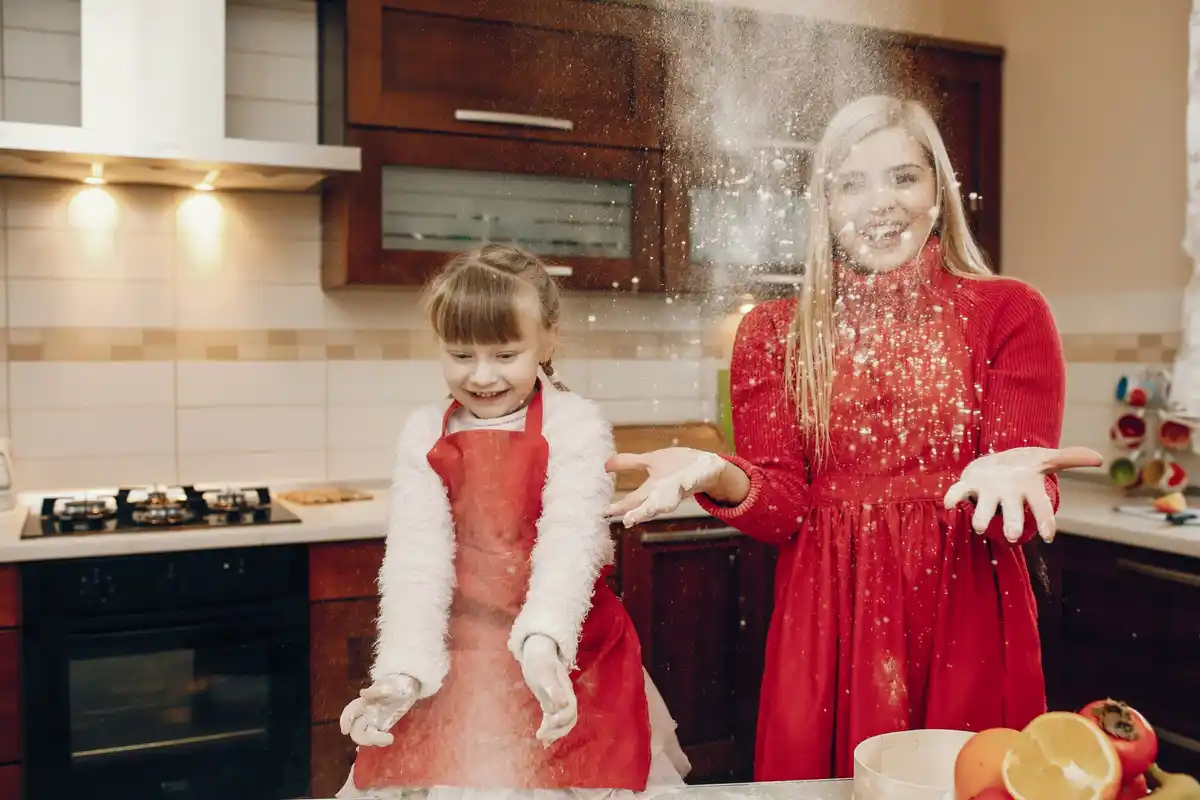kids helping with household chores