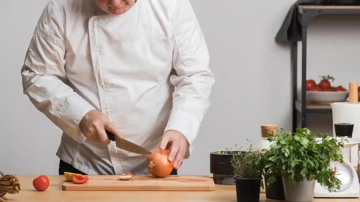 professional chef kitchen cooking tips