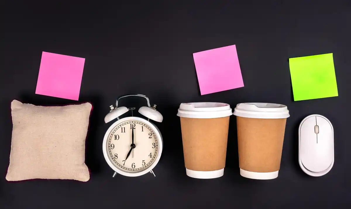 time management simple hacks focus Dutch workspace