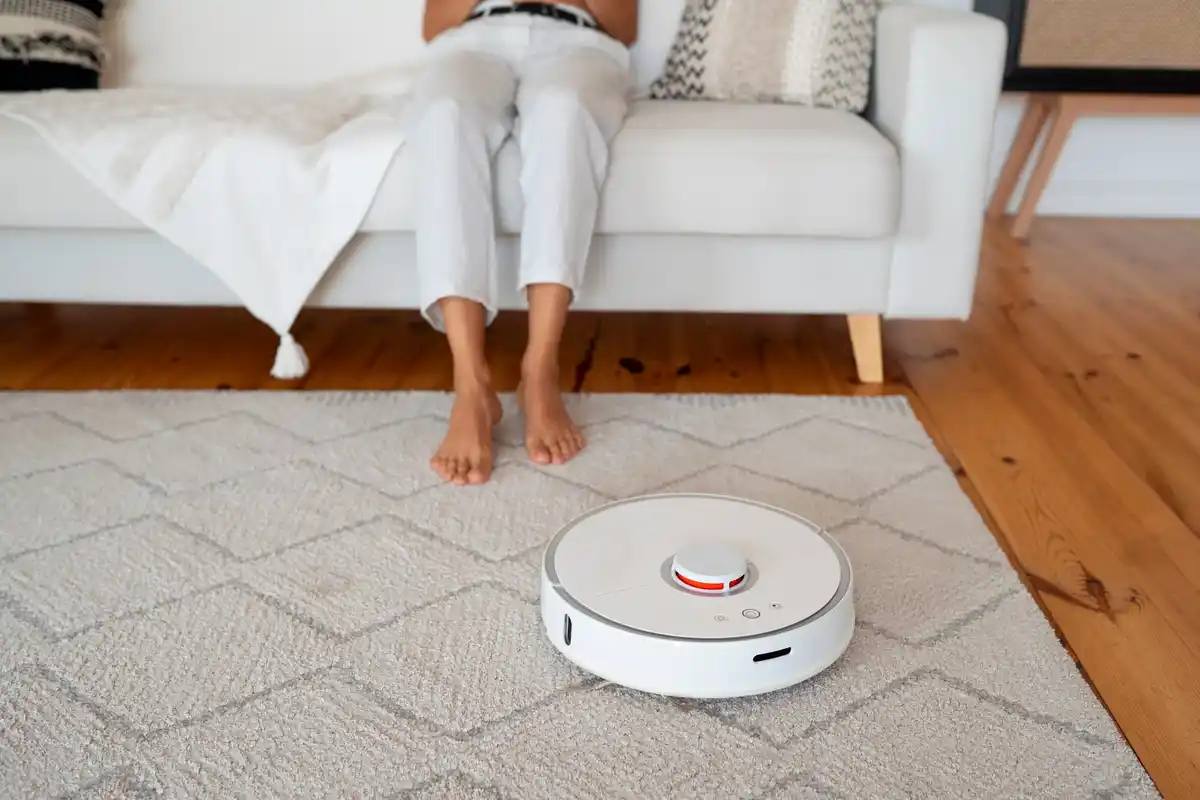 robot vacuum cleaning home Netherlands