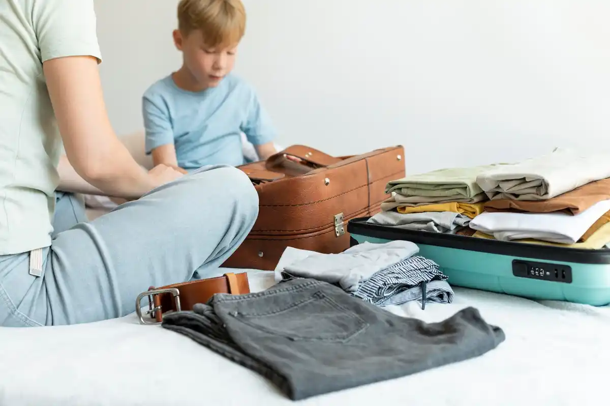 packing mistakes travel suitcase