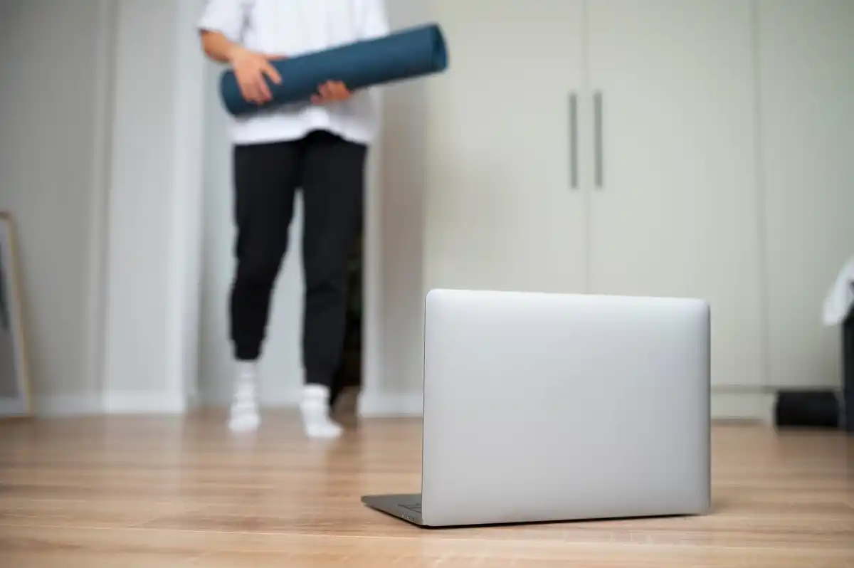 slow laptop battery charging