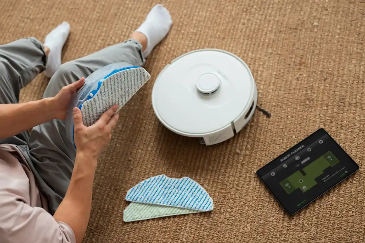 smart home accessories and gadgets in daily life