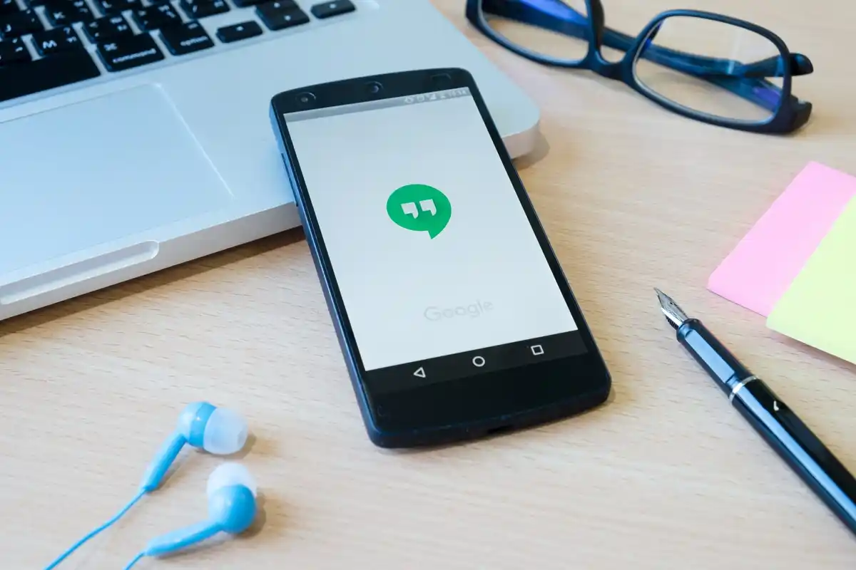 smartphone location reminder notification