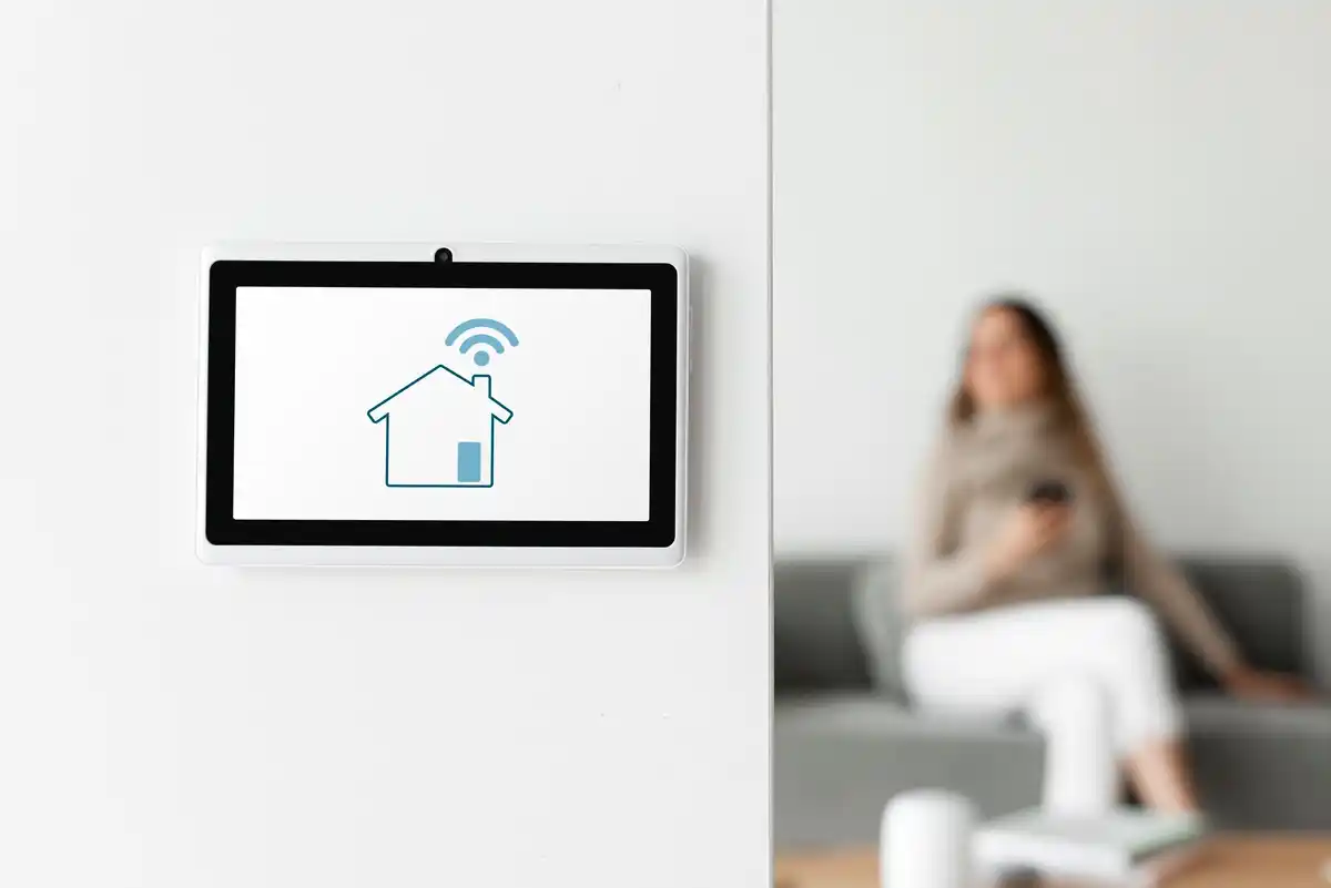 smart home thermostat showing update screen