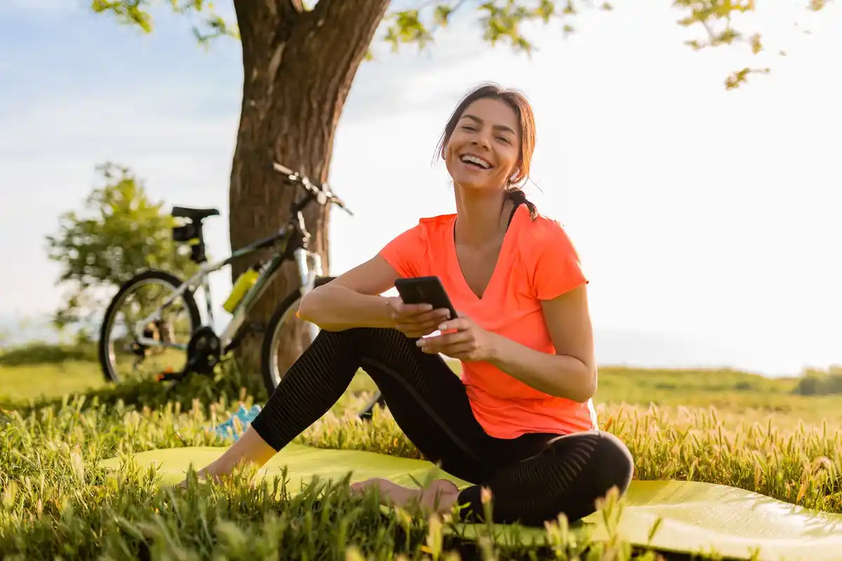 happy healthy lifestyle simple daily habits outdoors Netherlands
