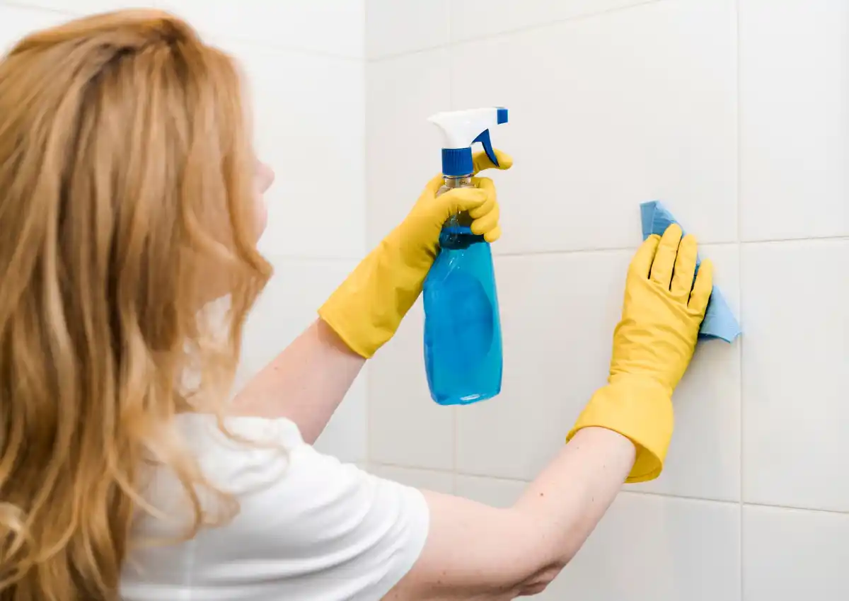 cleaning sponge removing stains bathroom