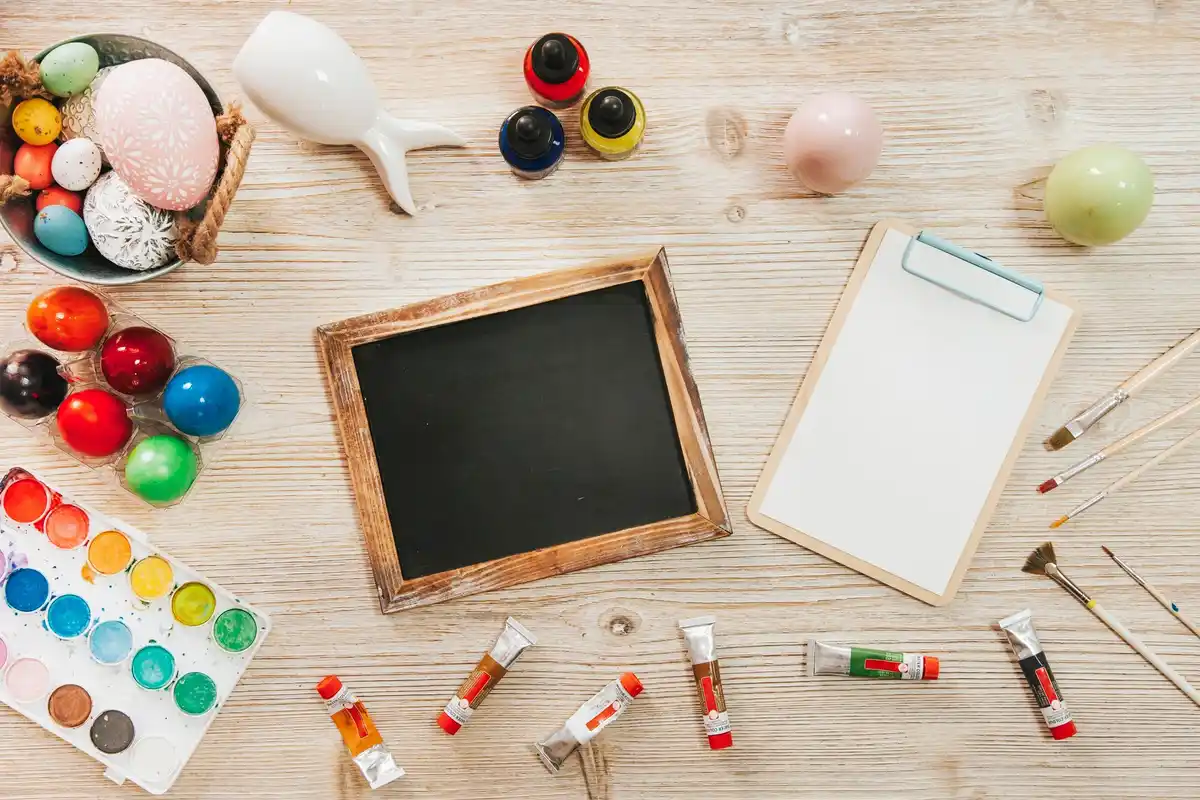 Dutch creative hobby workspace inspiration