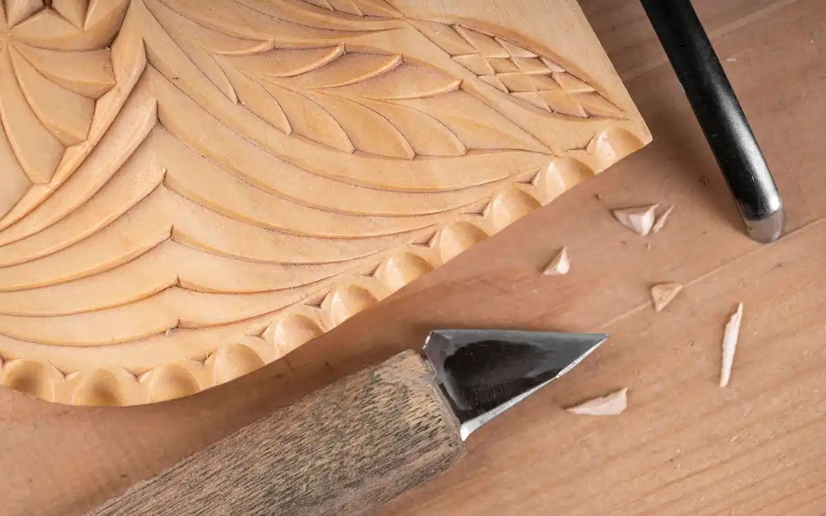 craft details wood finishing