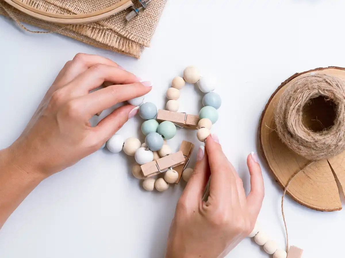 simple handmade crafts with natural materials