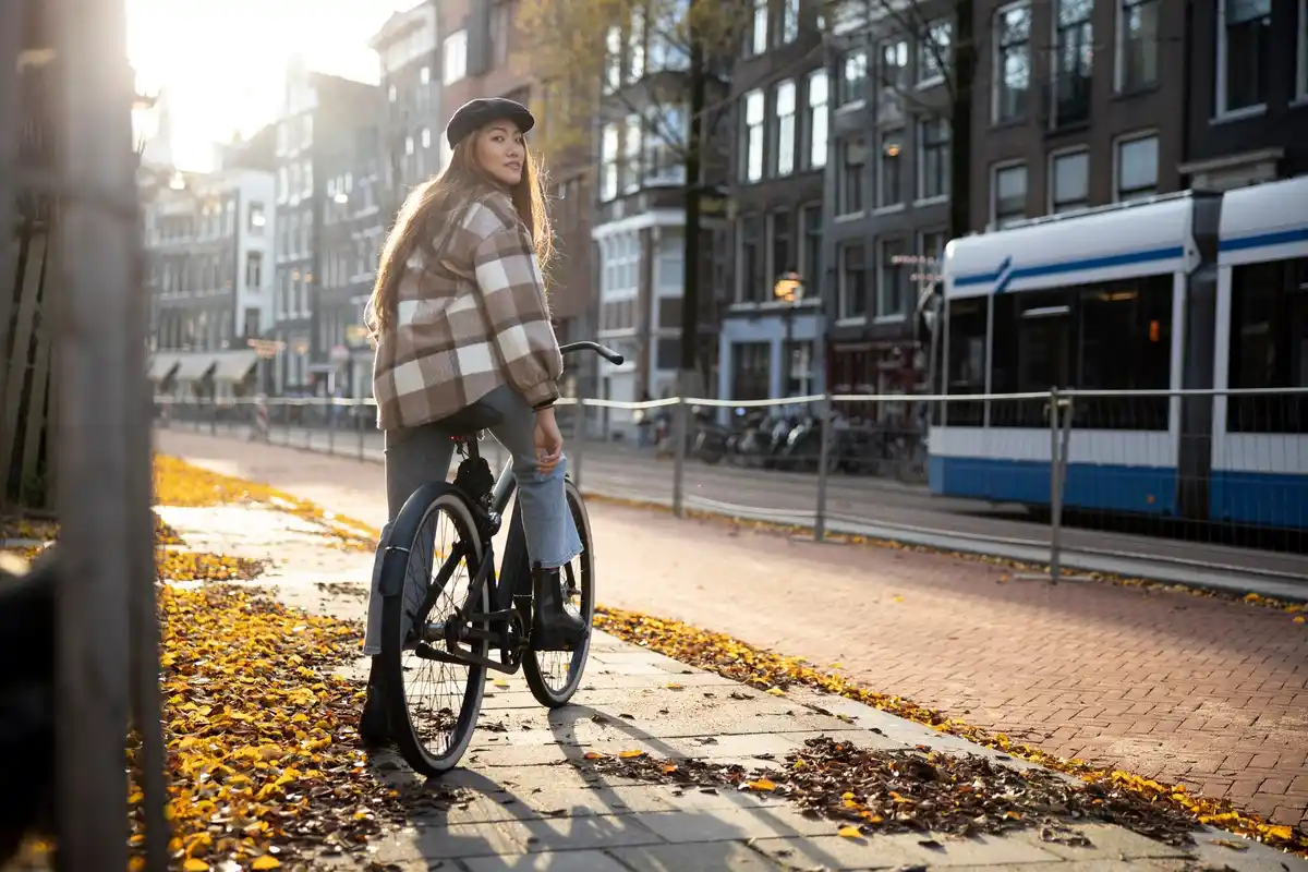 commuting by bike in Amsterdam